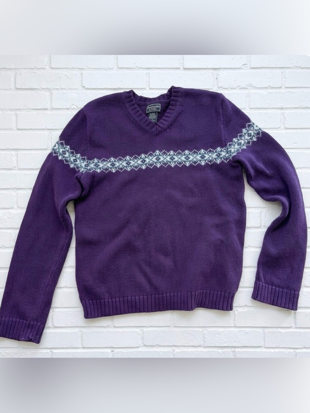 Vintage Abercrombie & Fitch Purple V-Neck Fair Isle Sweater